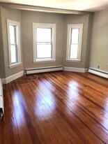 34 Parker St, Unit 3 in Cambridge, MA - Building Photo