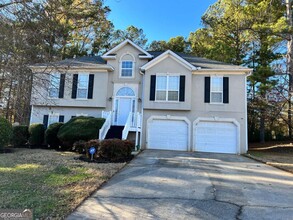 835 Aspen Dr in Lithia Springs, GA - Building Photo - Building Photo