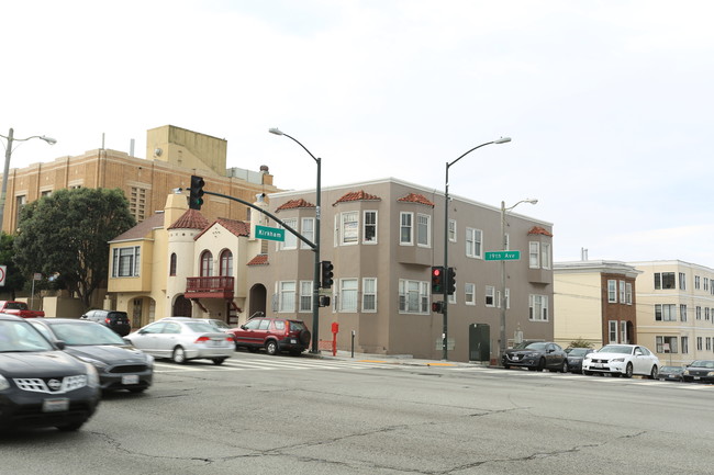 1501 19th Ave in San Francisco, CA - Building Photo - Primary Photo