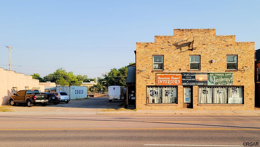 708 Royal Gorge Blvd in Canon City, CO - Building Photo