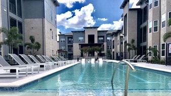 Mirabella Apartments in McAllen, TX - Building Photo