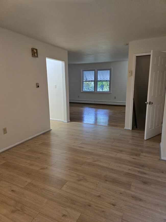 property at 27 Gettysburg Pike