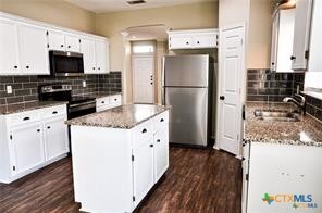 property at 112 Missouri Dr