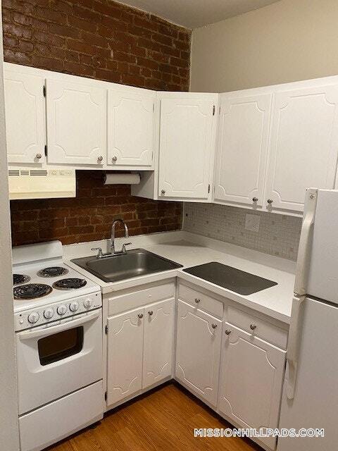 46 S Huntington Ave in Boston, MA - Building Photo - Building Photo