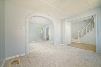 42 E Cayuga St in Oswego, NY - Building Photo - Building Photo