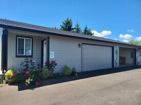 609 S Washington Ave in Centralia, WA - Building Photo