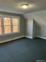 255 Poplar St in Bridgeport, CT - Building Photo