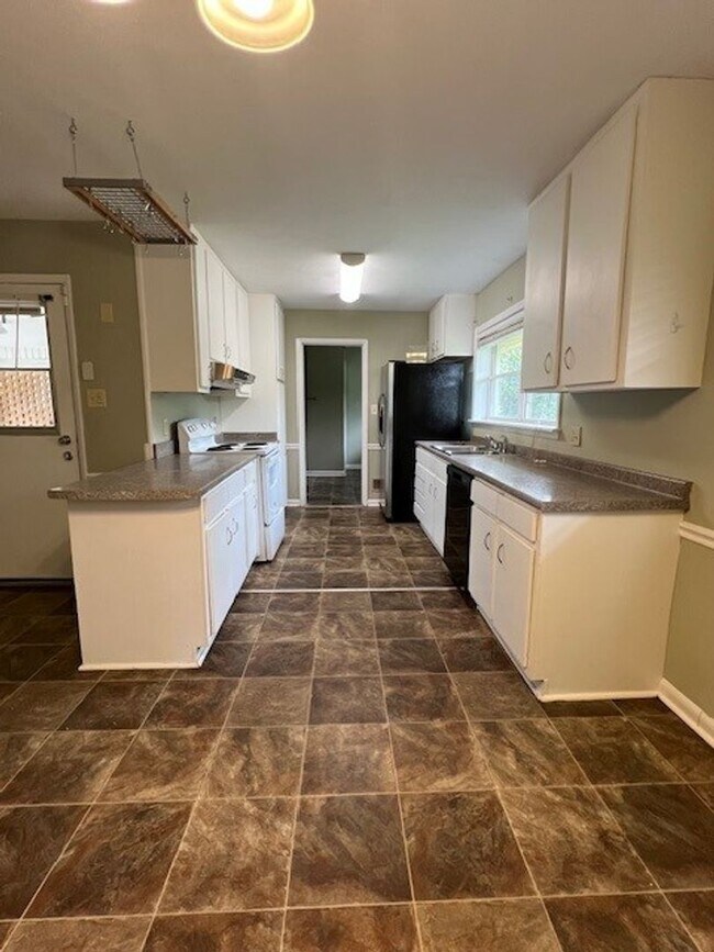 606 Arnall St in Thomson, GA - Building Photo - Building Photo