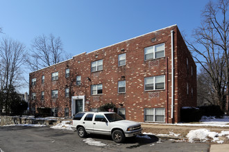 Crittenden Manor Apartments in Philadelphia, PA - Building Photo - Building Photo