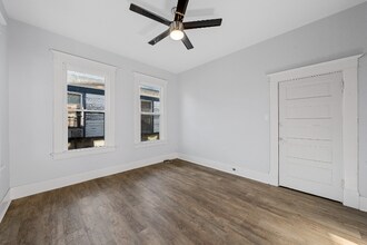 817 S 10th St in Waco, TX - Building Photo - Building Photo