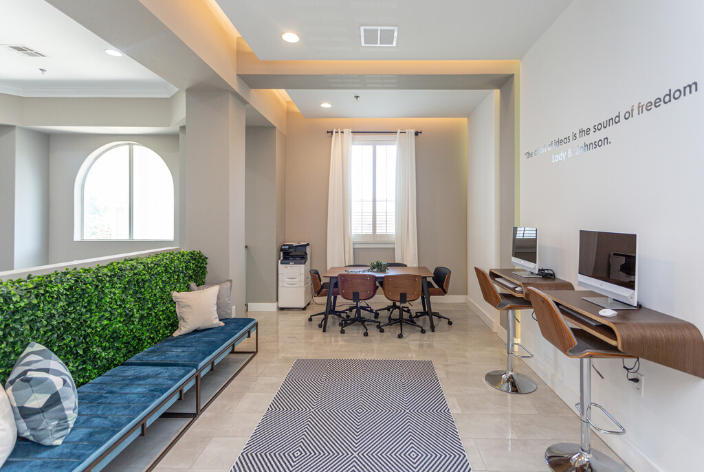 Vie at University Downs Apartments in Tuscaloosa, AL