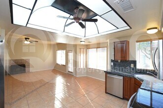 2125 E Nantuckett Dr in Gilbert, AZ - Building Photo - Building Photo