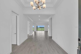 10176 Silent Night Ln in Sarasota, FL - Building Photo - Building Photo