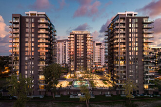 Vue de Fleuve in Brossard, QC - Building Photo - Building Photo