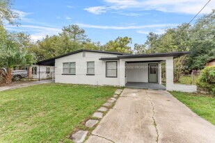 105 W 43rd St in Jacksonville, FL - Building Photo