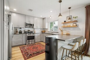 5602 Greenhill Forest Dr in Houston, TX - Building Photo