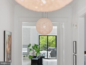 2504 12th St N in Arlington, VA - Foto de edificio - Building Photo