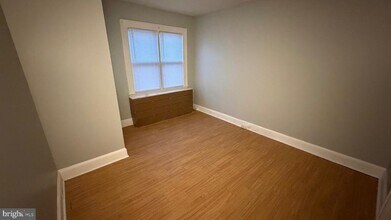 5 Samuel St in Hamilton Township, NJ - Building Photo - Building Photo