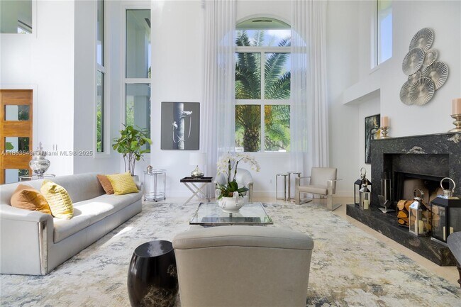7201 Ponce De Leon Rd in Miami, FL - Building Photo - Building Photo