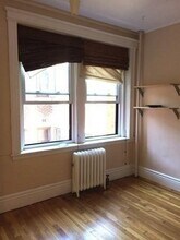 60 Queensberry St in Boston, MA - Building Photo - Building Photo