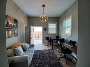 1786 W Willis St, Unit 6 in Detroit, MI - Foto de edificio - Building Photo