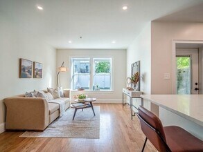 119 Princeton St, Unit 2 in Boston, MA - Building Photo - Building Photo