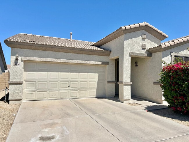 6660 E Roland St in Mesa, AZ - Building Photo - Building Photo