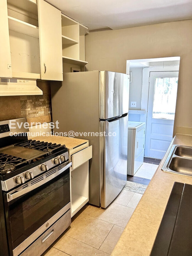 1761 Valley Ave in Homewood, AL - Building Photo - Building Photo