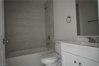 4351 Country Club Blvd in Cape Coral, FL - Building Photo - Building Photo