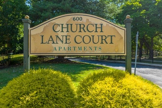 Church Lane Court Apartments in Philadelphia, PA - Foto de edificio - Building Photo