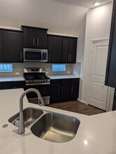 124 Magdalene Way in Liberty Hill, TX - Building Photo - Building Photo