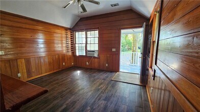 724 Oglethorpe St in Brunswick, GA - Building Photo - Building Photo