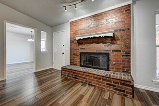 1011 W Gemini Rd in Edmond, OK - Building Photo - Building Photo