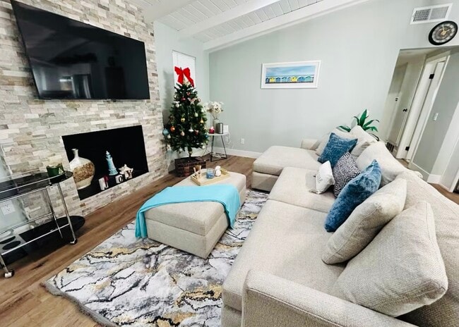 Dana Point Oasis in Dana Point, CA - Building Photo - Building Photo