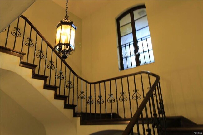 248 S Orange Grove Blvd in Pasadena, CA - Building Photo - Building Photo