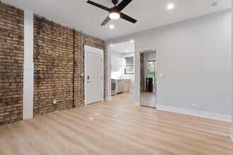 6929 N Lakewood Ave in Chicago, IL - Building Photo - Building Photo