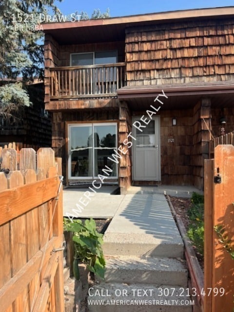 property at 1521 Draw St