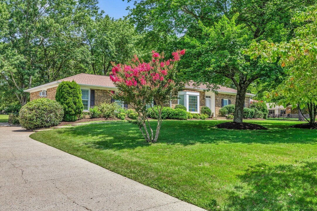 8112 Dozier Pl in Brentwood, TN - Building Photo