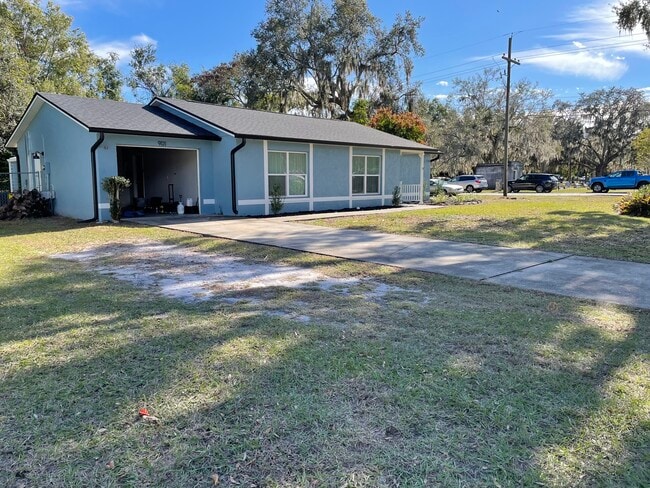 property at 901 Whisler Ct