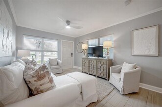 2918 W Ellis Dr in Tampa, FL - Building Photo - Building Photo