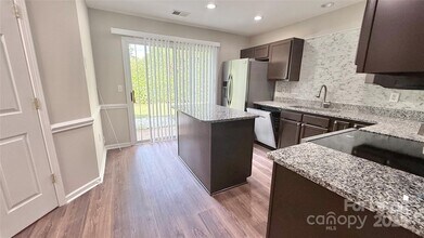 12571 Bluestem Ln in Charlotte, NC - Building Photo - Building Photo