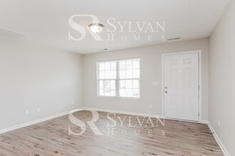 6566 Paw Village Rd in Charlotte, NC - Building Photo - Building Photo