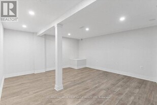 46 Tulloch Dr in Ajax, ON - Building Photo