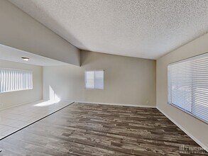 2343 Lone Pine Dr in Henderson, NV - Building Photo - Building Photo