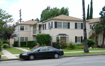 956 W Glenoaks Blvd in Glendale, CA - Foto de edificio - Building Photo