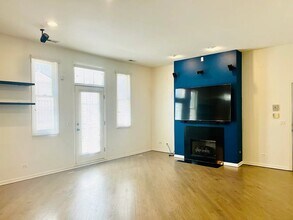 1761 W Morse Ave in Chicago, IL - Building Photo - Building Photo