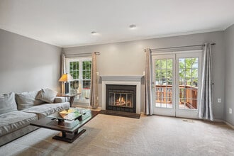 18900 Ferry Landing Cir in Germantown, MD - Building Photo - Building Photo