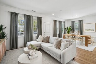 Hamlet Huntersville - Homes & Townhomes for Rent in Huntersville, NC - Building Photo