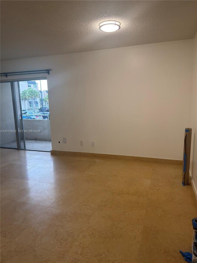 7757 SW 86th St in Miami, FL - Building Photo - Building Photo