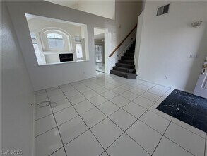 8089 Kentshire Dr in Las Vegas, NV - Building Photo - Building Photo